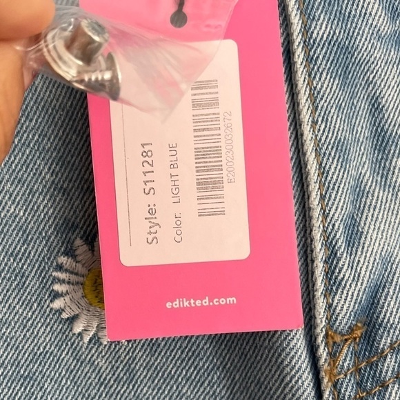 NWT Edikted | Low Rise Flower Flare Jeans - Picture 4 of 4